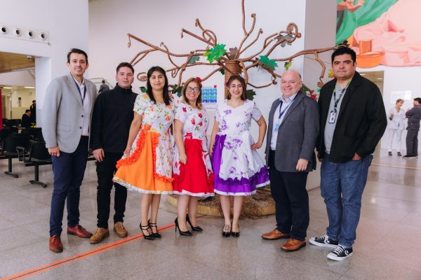 Dimos inicio a las fiestas patrias con un pie de cueca